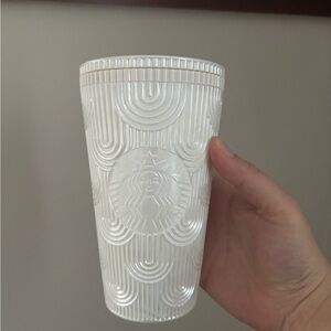 Starbucks Iridescent Pearl White Siren Scales Tumbler Cold Cup 16 oz NO STRAW